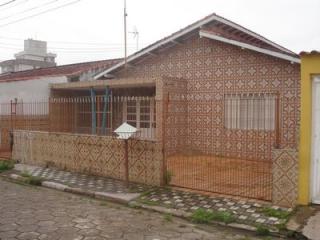 Mongagu&aacute;: Casa terrea otima localiza&ccedil;&atilde;o 04 dormitorios 100mts da praia 1