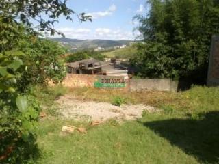 Ouro Preto: Casa no B.Tombadouro em Itabirito  2