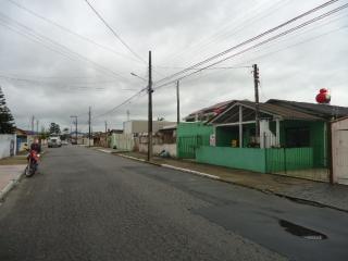 Itajaí: Casa, Localizada no bairro São Vicente 3