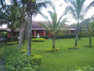 Cachoeiras de Macacu: L&eacute;o Im&oacute;veis  fazenda 30 hectares 1