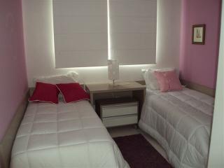 Itaja&iacute;: Apartamento < Centro > Navegantes - SC 2