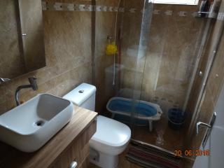 Tabo&atilde;o da Serra: Sobrado em Condom&iacute;nio Fechado  5