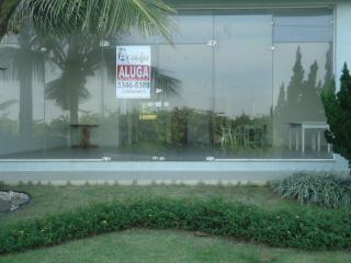 Itajaí: Sala Comercial << Itajaí >> Praia Brava 1