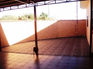 S&atilde;o Carlos: Casa no St. Fel&iacute;cia, c/ 3 dorms., garagem coberta.  3