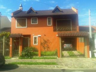 Porto Alegre: Sobrado novo a venda 1