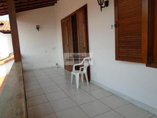 S&atilde;o Gon&ccedil;alo: Casa duplex, estilo colonial, 340 m&sup2; em rua tranquila! 26