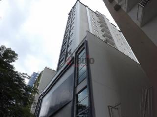 Itaja&iacute;: Apartamento: 2 quartos  no Centro de Balne&aacute;rio Cambori&uacute; 5