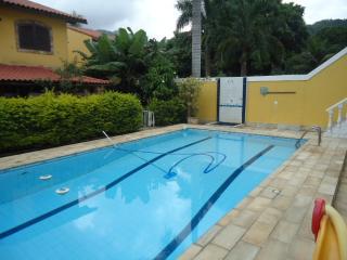 Rio de Janeiro: 4 qts com piscina - Taquara 22