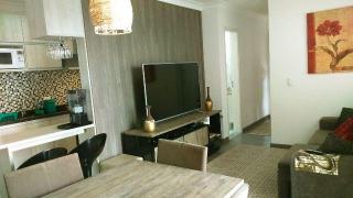 Curitiba: Apartamento Mobiliado no Cap&atilde;o Raso (condom&iacute;nio clube). 11