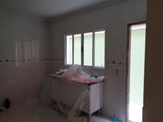 Guarulhos: TEMOS 4 CASAS COM: 1 SUITE, + 1 DORM, 2 VAGAS, EM BONSUCESSO GUARULHOS SP. VENDE 330 MIL CADA FINANCIADAS. 5