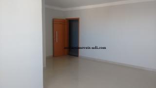 Uberl&acirc;ndia: Apt&ordm;. novo 3/4  (su&iacute;te), varanda gourmet, elevador, St&ordf;. M&ocirc;nica. Cod 381 4
