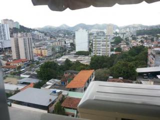 S&atilde;o Gon&ccedil;alo: Apto no Fonseca 2 quartos com depend&ecirc;ncia e garagem 11