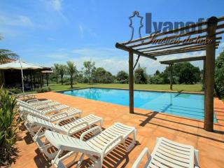 S&atilde;o Paulo: Casa de Revista com vista para represa, luxuosa propriedade em condom&iacute;nio fechado. Confira! 11