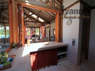 S&atilde;o Paulo: Casa de Revista com vista para represa, luxuosa propriedade em condom&iacute;nio fechado. Confira! 29