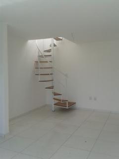 Lauro de Freitas: AP 2/4 EM IPITANGA 1