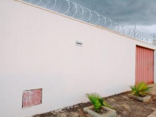 Goi&acirc;nia: casa no Campos Dourado 1