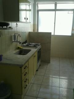 Vila Velha: Apto com 2 qto mais dep empregada com 68 m&sup2;, centro Cabo Frio-RJ. 9