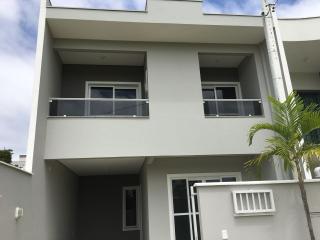 Barra Velha: Bel&iacute;ssima casa pr&oacute;ximo a praia!! 22