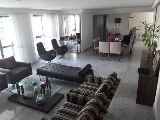 Recife: Apartamento Rosarinho / Recife..3 quartos (3 suites). Nascente. 188 m2. Financiamento 1