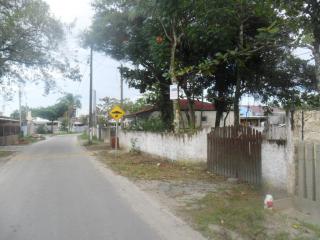 Planaltina do Paraná: Vendo casa no Balneário Canoas a duas quadra da rodovia 4