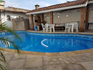 Tramandaí: Casa 3 dormitórios em uso como ponto comercial 13