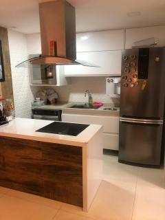 Vit&oacute;ria: Apartamento para venda em Jardim da Penha ES, 2 quartos, 2 su&iacute;tes, 70m2, frente, arm&aacute;rios embutidos, 1 vaga de garagem, pr&oacute;ximo da praia 7