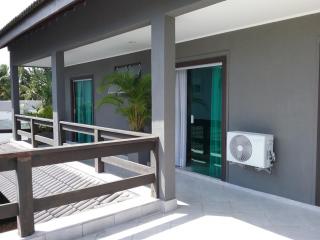 Guaruj&aacute;: Casa com Piscina e Churrasqueira no Acapulco, Guaruj&aacute;, 4 quartos 14