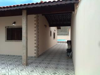 Itanha&eacute;m: Linda casa em Itanha&eacute;m, em lote inteiro, com piscina, churrasqueira e fog&atilde;o a lenha !!! 16