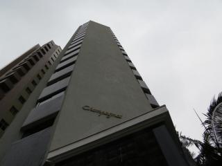 Curitiba: Apartamento para Locação Edifício Champagnat Golden 22