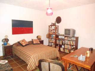 Petrópolis: Petrópolis bairro Pedro do Rio - Casa com 2 dormitórios + chalé de hóspedes em condomínio fechado 7