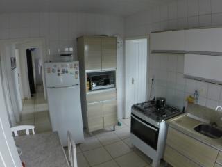 Florian&oacute;polis: Casa terrea em rua pavimentada 8