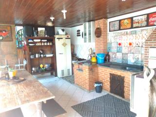 Barra Velha: Sobrado alto padr&atilde;o c/ 5 quartos, piscina &aacute;rea de festas, centro da cidade! 4