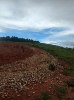 Baependi: Sitio &aacute; venda em Cruz&iacute;lia-MG 3