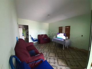 Goiânia: Casa, 3 quartos sendo uma suíte, 300 metros de lote, garagem coberta e quintal 9