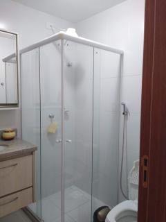 Vila Velha: Excelente apto 2 qtos, sendo um suite,1 vaga, a duas quadras da praia de Itaparica-Vila Velha-ES. 15