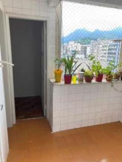 Rio de Janeiro: Tijuca Alugo Apartamento 2 Quartos Vaga de Garagem e Play Aceito Deposito 18