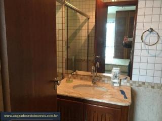 Angra dos Reis: Vendo maravilhoso apartamento com vista para o mar! 8