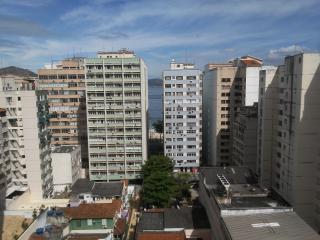 São Gonçalo: Apartamento 03 quartos, sendo 01 suíte, 01 vaga de garagem, para venda em Icaraí. 8