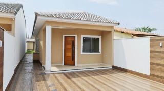 Niter&oacute;i: Casa para Venda, Maric&aacute; / RJ, bairro Itaipua&ccedil;u, 2 dormit&oacute;rios, 1 su&iacute;te, 3 banheiros, 2 vagas de garagens, &aacute;rea constru&iacute;da 88 m&sup2;, terreno 240,00 m&sup2; AMA2573 1