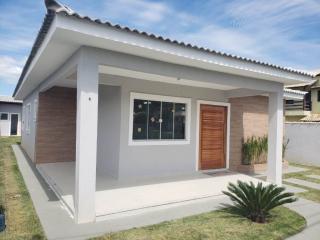 Niterói: Casa em Condomínio para Venda, Maricá / RJ, bairro Caxito, 3 dormitórios, 3 suítes, 4 banheiros, 2 vagas de garagens, área construída 109,00 m², terreno 366,00 m² AMA1812 2