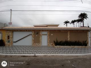Praia Grande: SOBRADO NOVO ALTO PADR&Atilde;O COM PISCINA A 200 METROS DA PRAIA! 1