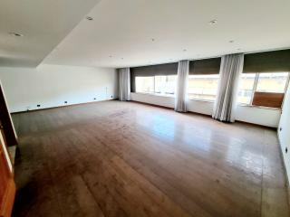 Niterói: Apartamento para Venda, Rio de Janeiro / RJ, bairro Copacabana, 4 dormitórios, 1 suíte, 3 banheiros, 1 vaga de garagem, área construída 220,00 m² AMA2704 3