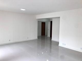 Niterói: Apartamento para Venda, Rio de Janeiro / RJ, bairro Copacabana, 4 dormitórios, 2 suítes, 3 banheiros, 4 vagas de garagem, área construída 185,00 m² AMA2703 4