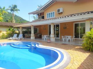 Ubatuba: Casa com 4 dormitórios à venda, 283 m² por R$ 2.200.000 - Condomínio Recanto da Lagoinha - Ubatuba/SP 1