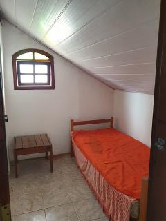 Maric&aacute;: Casa duplex no bairro de praia em Maric&aacute;, 5 Quartos, 1&ordm; pav. 2 Quartos,  2&ordm; pav. 3 Quartos. Porteira Fechada. 34