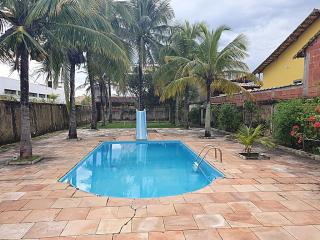 Maric&aacute;: Investidor! Casa podendo ser transformada em Pousada, com 3 Pavimentos (sendo o 3&ordm; Terra&ccedil;o com Vista da Praia). 2
