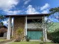 Ubatuba: Sobrado à venda em  Lagoinha - Ubatuba/SP