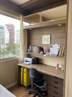 Curitiba: Apartamento no Água Verde, reformado, há uma quadra da República Argentina próximo ao Angeloni 13