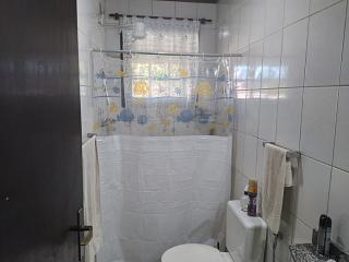Maric&aacute;: Casa Linear, 1 Su&iacute;te, Terreno com 480m&sup2;, &Aacute;rea Gourmet com Chuveir&atilde;o, perto da Praia em Maric&aacute;. 7