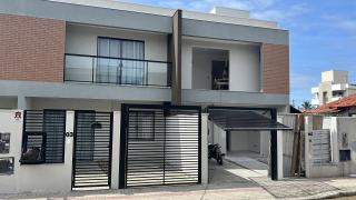 Bombinhas: Sobrado com 3 dormit&oacute;rios sendo 1 su&iacute;te em Gravat&aacute; - Navegantes 2